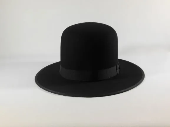 https://worldhatsonline.com/wp-content/uploads/2018/09/amish.webp